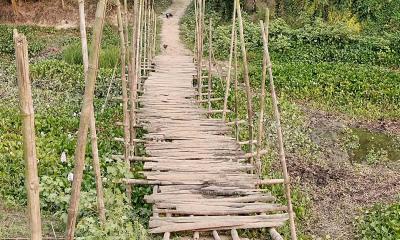 ধুনটে সেতুর অভাবে জনদুর্ভোগ চরমে