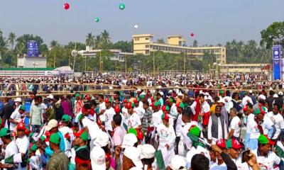 যশোরে প্রধানমন্ত্রীর জনসভায় মানুষের ঢল