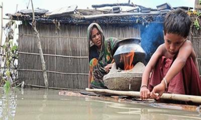 লালমনিরহাটের পাঁচ উপজেলার মানুষ পানিবন্দী