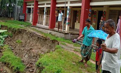 রাজস্থলীতে প্রবল বর্ষণে শিক্ষা প্রতিষ্ঠান ও রাস্তাঘাটের ব্যাপক ক্ষয়ক্ষতি 