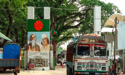 বেড়েছে ভারত যেতে ভ্রমণ কর