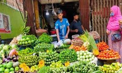 কিশোরগঞ্জে নিত্যপণ্যের দামে ক্রেতাদের নাভিশ্বাস