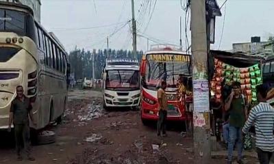 ফরিদপুরে আন্তঃজেলা রুটে বাস চলাচল বন্ধ