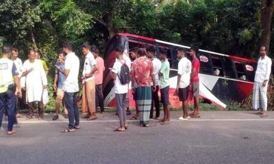 বাগেরহাটে বাসের ধাক্কায় ভারতীয় নাগরিক নিহত 