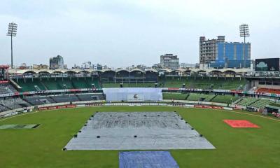 আলো স্বল্পতায় তৃতীয় দিনের খেলা শেষ