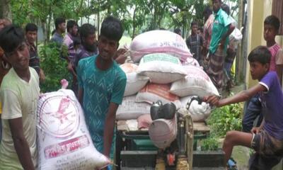 কুড়িগ্রামে ভিজিএফের চাল উদ্ধার