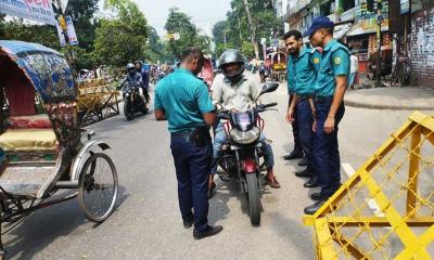 রাজধানীতে ট্রাফিক আইন লঙ্ঘন: ৬৬ লাখ টাকা জরিমানা